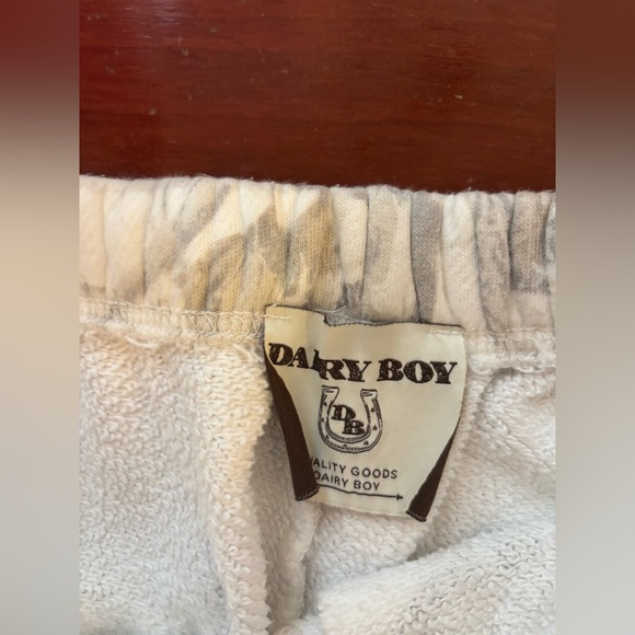 Dairy Boy Woodland Camo Sweats - Picture 2 of 5